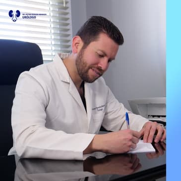 Slider image (6) Dr. Victor Mendoza - Urologist